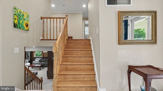 1324 TOWLSTON RD, Vienna, VA 22182