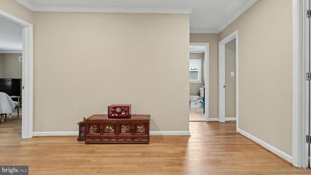 1324 TOWLSTON RD, Vienna, VA 22182