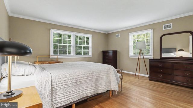 1324 TOWLSTON RD, Vienna, VA 22182