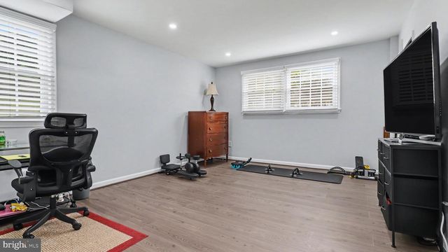1324 TOWLSTON RD, Vienna, VA 22182