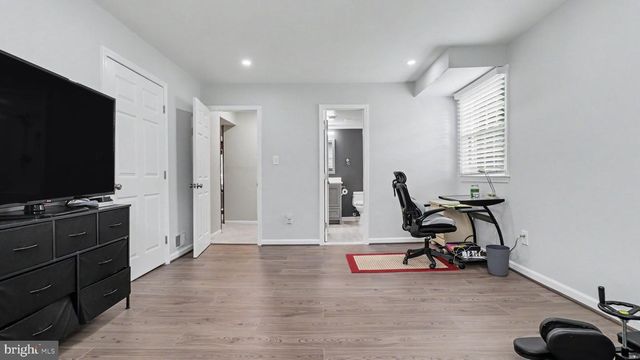 1324 TOWLSTON RD, Vienna, VA 22182