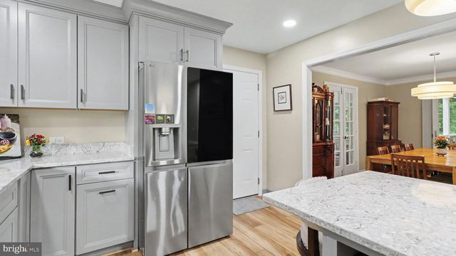 1324 TOWLSTON RD, Vienna, VA 22182