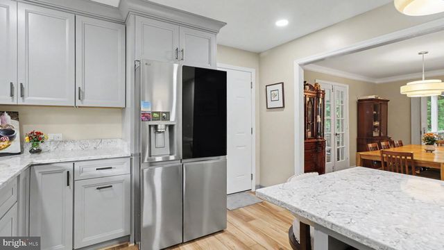 1324 TOWLSTON RD, Vienna, VA 22182