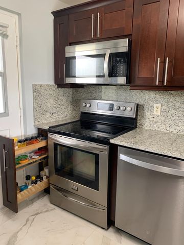 5700 NW 2nd Avenue 311, Boca Raton, FL 33487