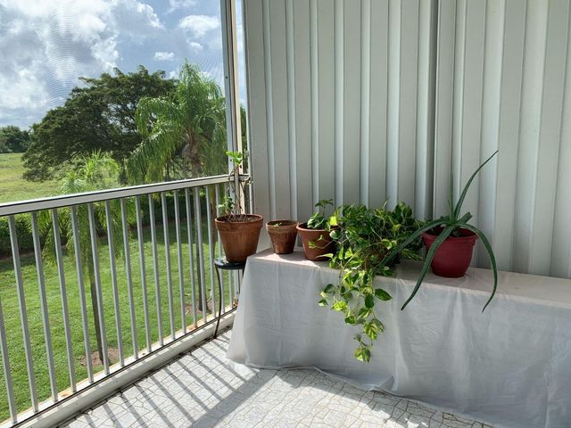 5700 NW 2nd Avenue 311, Boca Raton, FL 33487