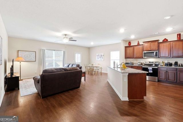 176 Innis Brook Circle, Cartersville, GA 30120