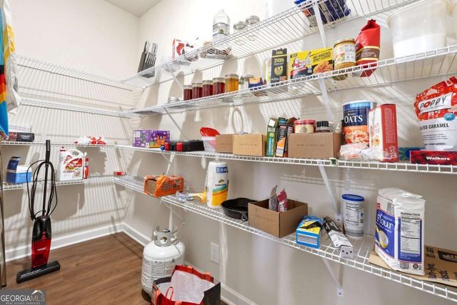 176 Innis Brook Circle, Cartersville, GA 30120