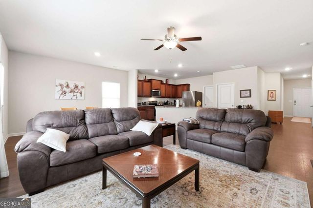 176 Innis Brook Circle, Cartersville, GA 30120