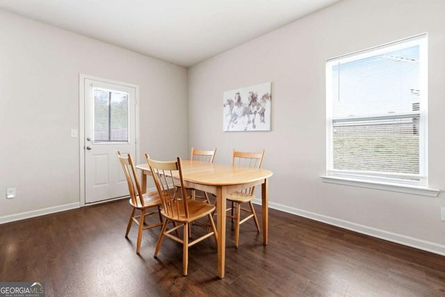 176 Innis Brook Circle, Cartersville, GA 30120