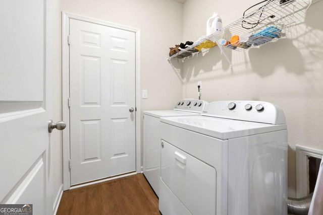 176 Innis Brook Circle, Cartersville, GA 30120