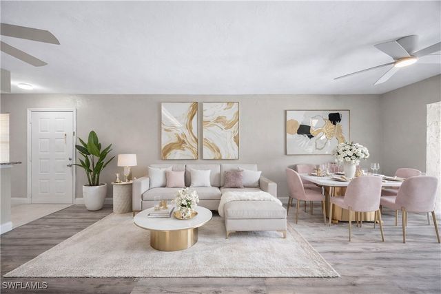 228 Fox Glen DR 3310, Naples, FL 34104