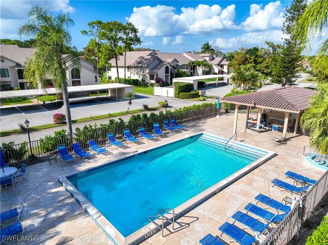 228 Fox Glen DR 3310, Naples, FL 34104