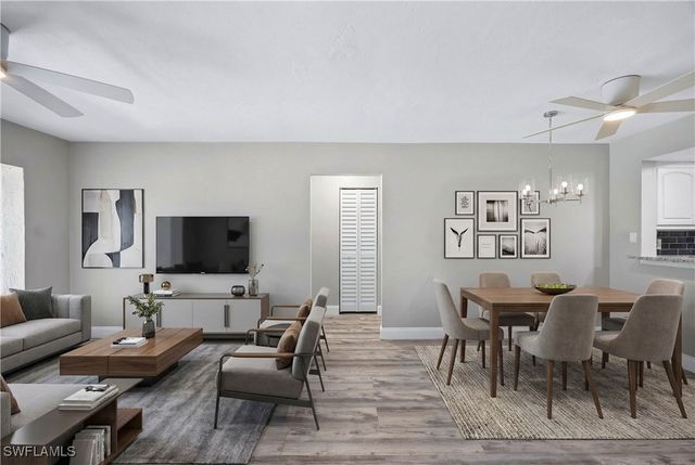 228 Fox Glen DR 3310, Naples, FL 34104