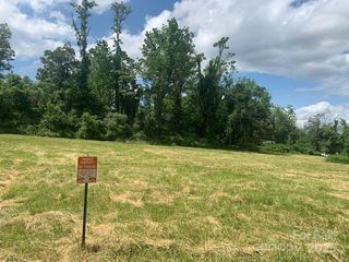 3.02ac 9TH Avenue E, Hendersonville, NC 28792