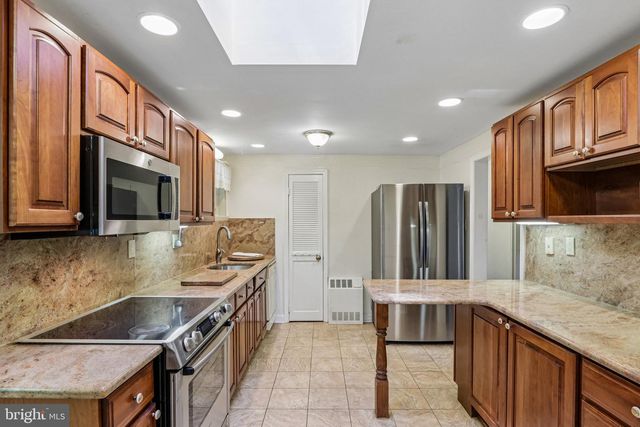 919 CROTON RD, Wayne, PA 19087