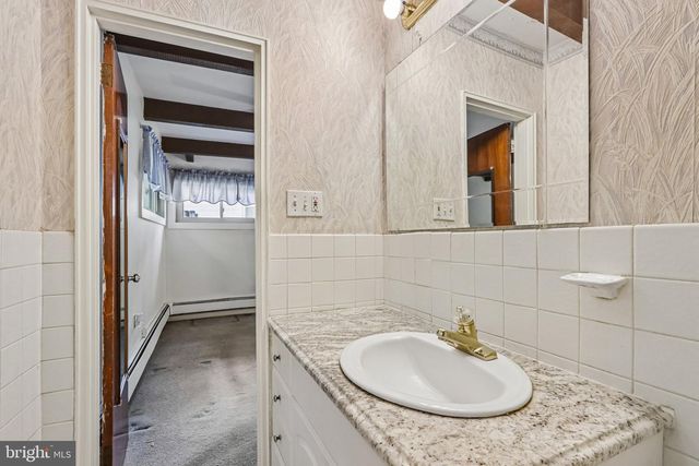 919 CROTON RD, Wayne, PA 19087