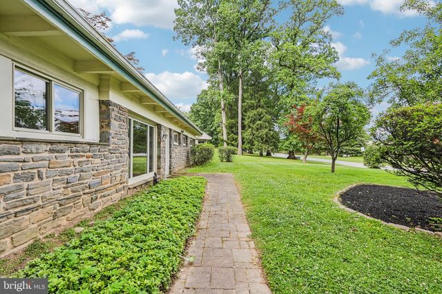 919 CROTON RD, Wayne, PA 19087