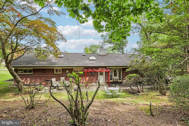 919 CROTON RD, Wayne, PA 19087