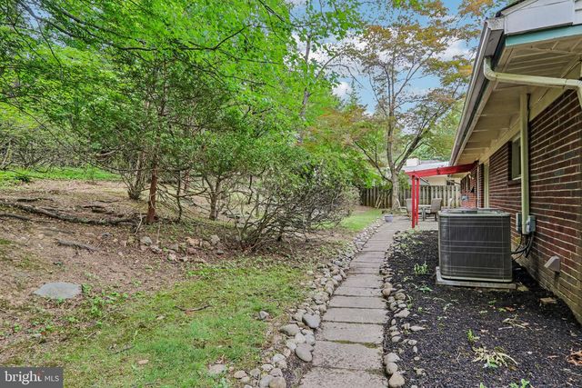 919 CROTON RD, Wayne, PA 19087