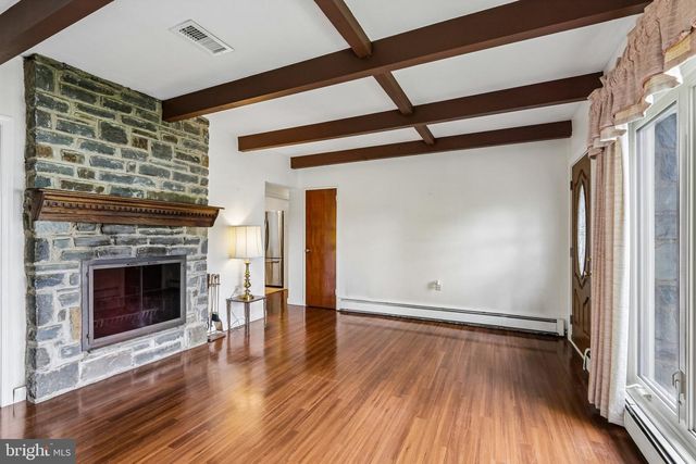 919 CROTON RD, Wayne, PA 19087