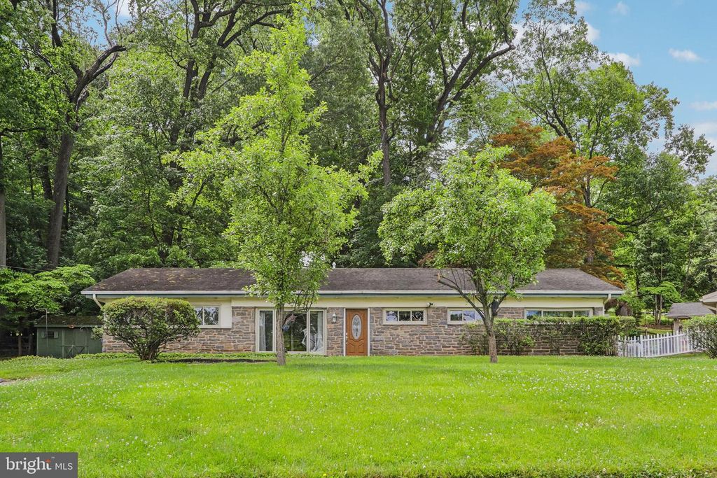 919 CROTON RD, Wayne, PA 19087