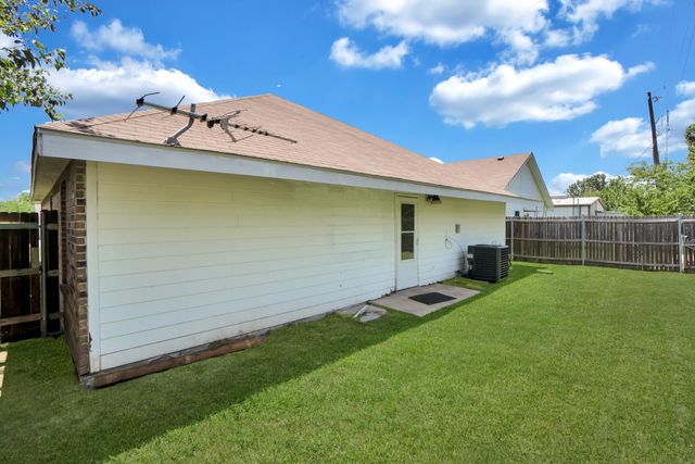 560 Perch Road, Rockwall, TX 75032