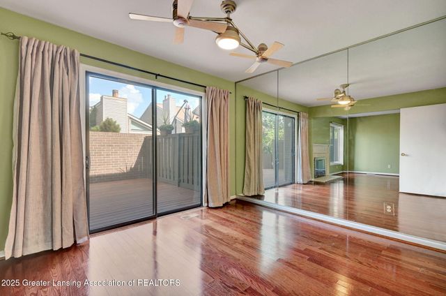 929 Grenoble Drive, B, Lansing, MI 48917