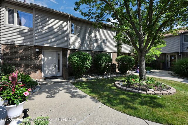 929 Grenoble Drive, B, Lansing, MI 48917