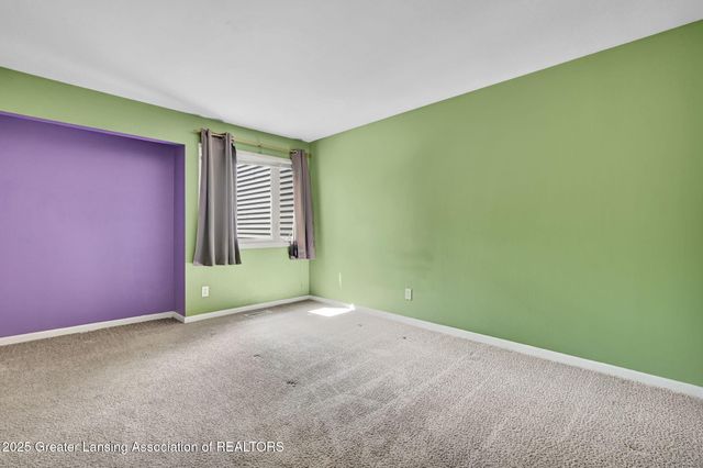 929 Grenoble Drive, B, Lansing, MI 48917