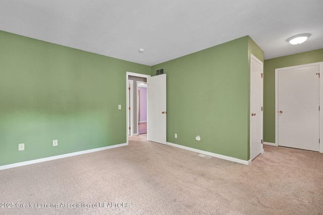 929 Grenoble Drive, B, Lansing, MI 48917