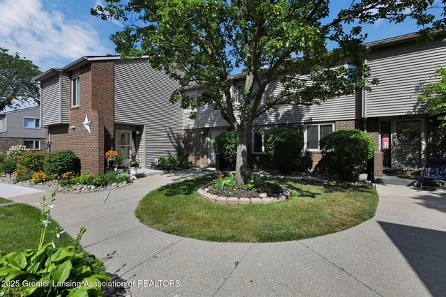 929 Grenoble Drive, B, Lansing, MI 48917