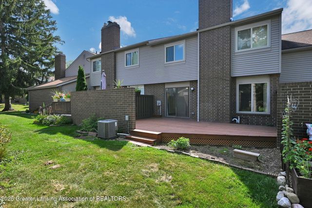 929 Grenoble Drive, B, Lansing, MI 48917