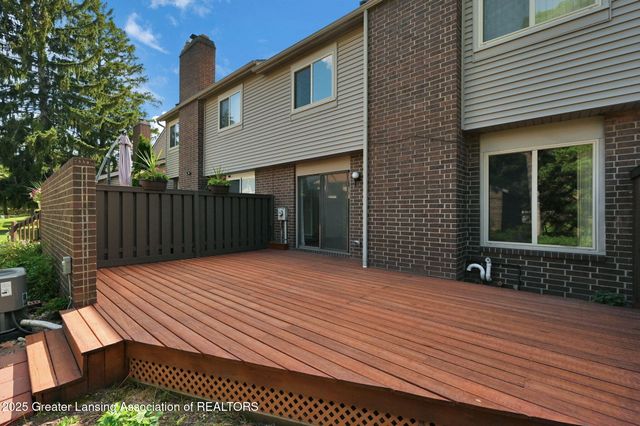 929 Grenoble Drive, B, Lansing, MI 48917