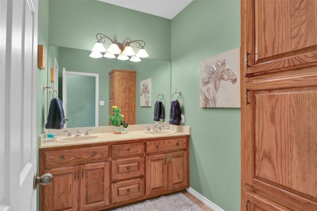 872 County Road 3588, Winnsboro, TX 75494