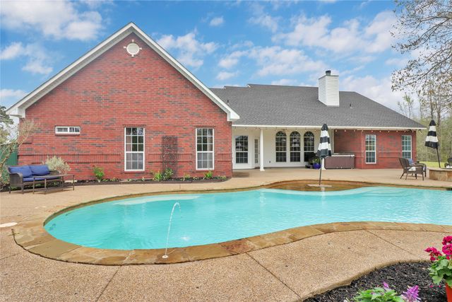 872 County Road 3588, Winnsboro, TX 75494