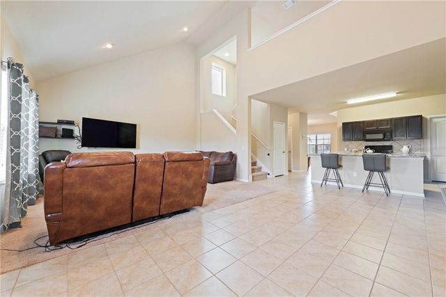 206 Llano River TRL, Hutto, TX 78634