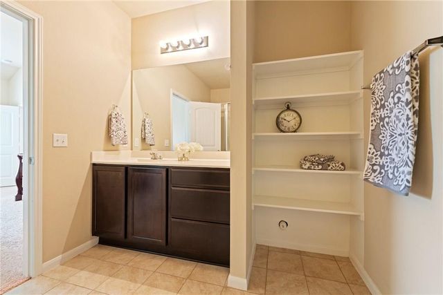 206 Llano River TRL, Hutto, TX 78634