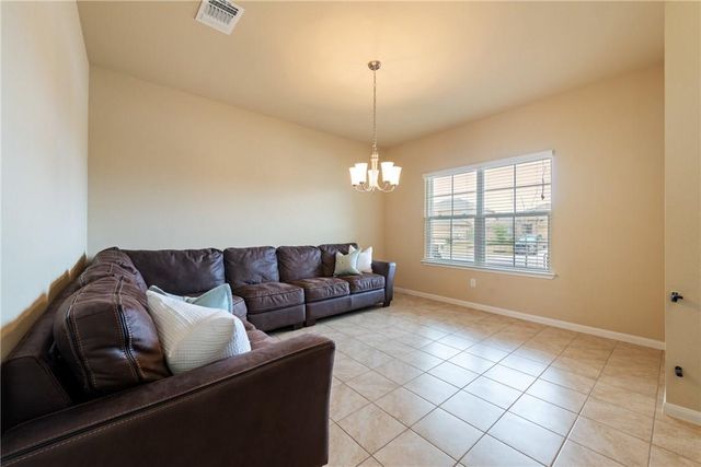 206 Llano River TRL, Hutto, TX 78634
