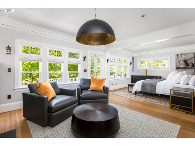 2626 Ne 23RD Ave, Portland, OR 97212