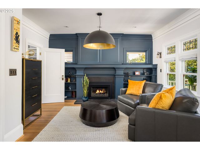 2626 Ne 23RD Ave, Portland, OR 97212