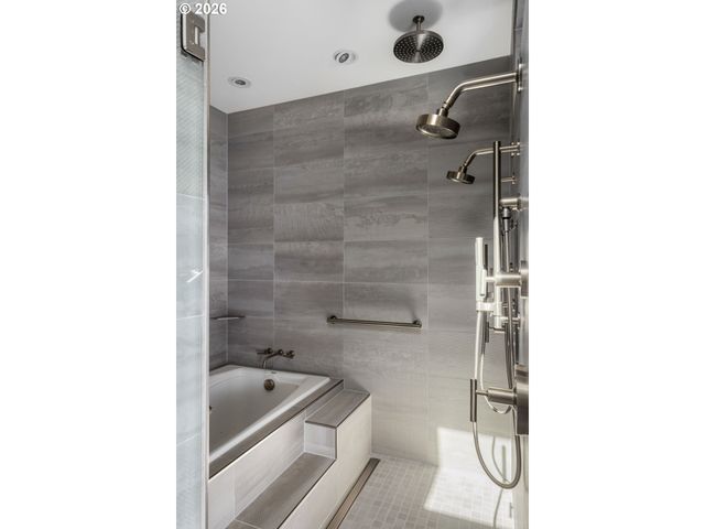 2626 Ne 23RD Ave, Portland, OR 97212
