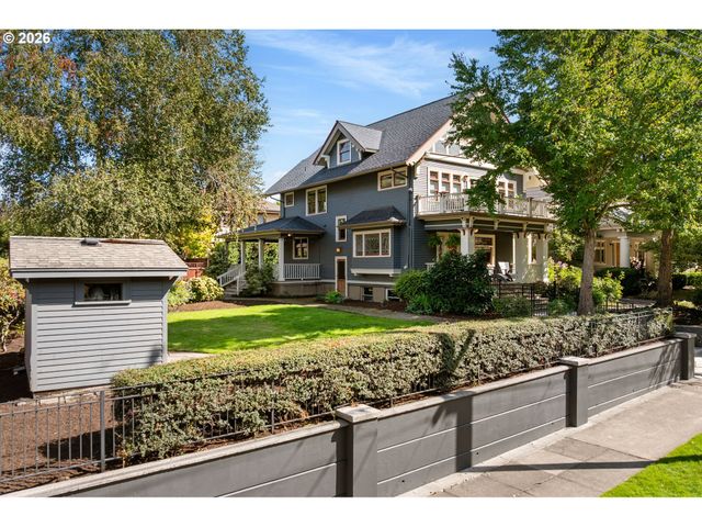 2626 Ne 23RD Ave, Portland, OR 97212