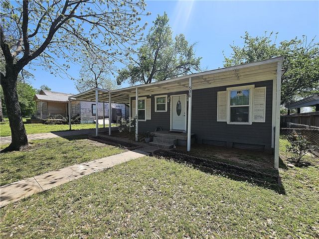 506 E Bowie Street, Mexia, TX 76667