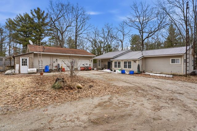 1714 Linnard Road, Dalton Twp, MI 49457