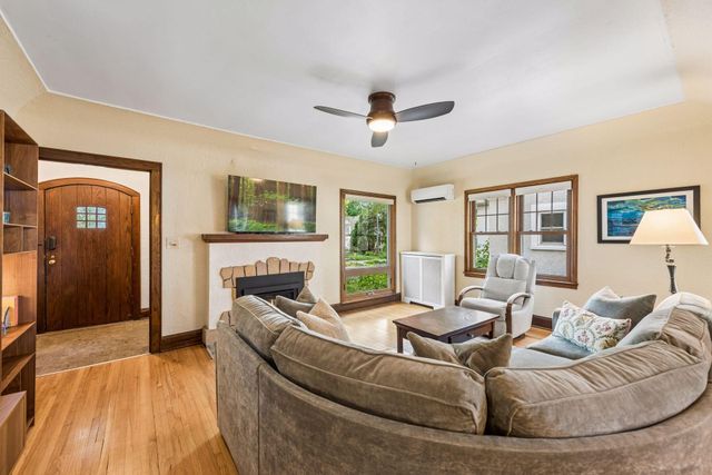 3544 44th Avenue S, Minneapolis, MN 55406