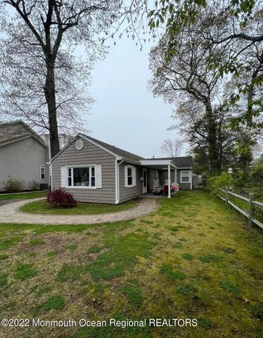 451 Harnell Avenue, Oakhurst, NJ 07755