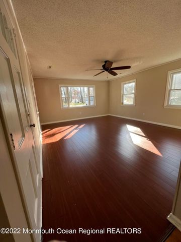 451 Harnell Avenue, Oakhurst, NJ 07755