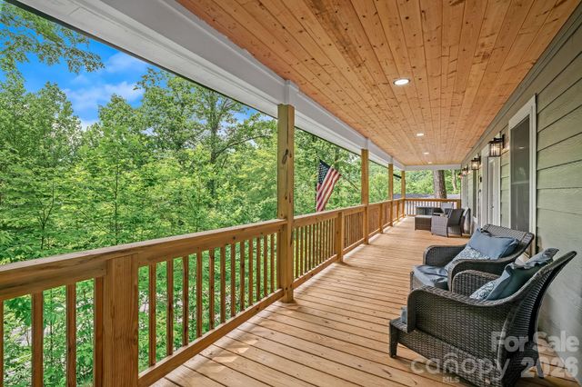 30 Sleeping Bear Ridge, Maggie Valley, NC 28751