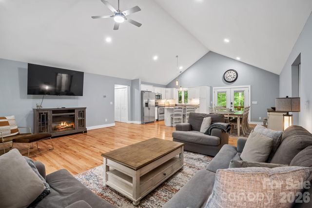 30 Sleeping Bear Ridge, Maggie Valley, NC 28751