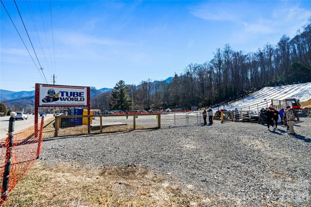 30 Sleeping Bear Ridge, Maggie Valley, NC 28751